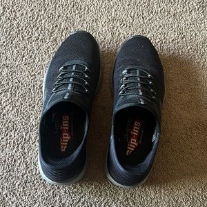 Mens slip on sketches